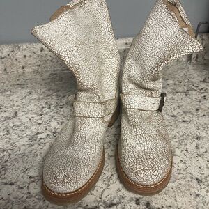 Frye Crackle Leather Boots